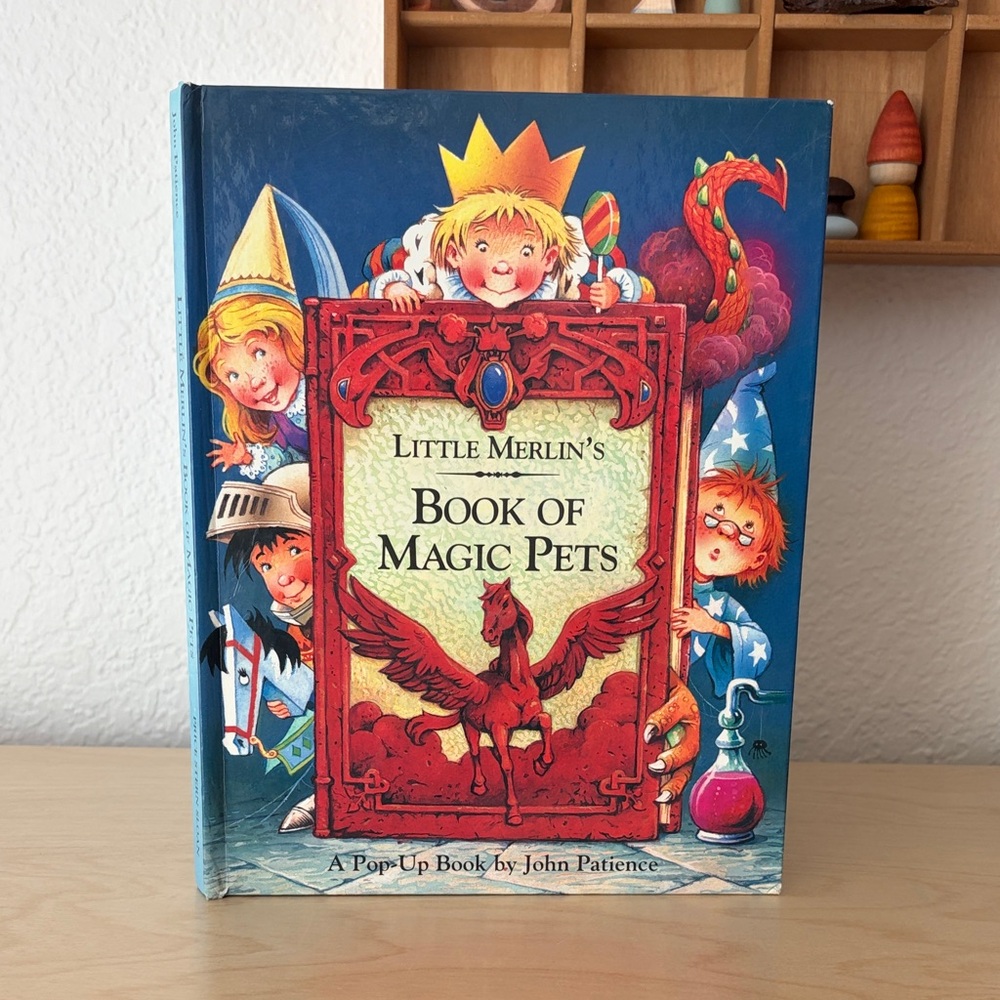 VINTAGE Little Merlin's Book of Magic Pets - Hardcover Pop-Up Book